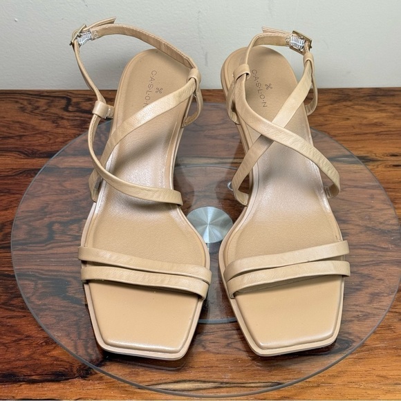 Caslon Paola Wedge Sandal in tan size 8.5 - Picture 1 of 14